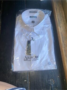 arrow brand dress shirts Arrow 1851 Men's Dress Shirt Regular Fit Stripe, Blue Bay, 15"-15.5" Neck 32"-33" Sleeve (Medium) : Amazon.in: Clothing & Accessories